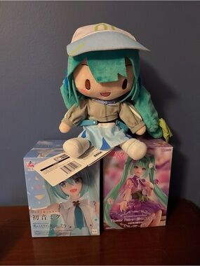 Hatsune Miku Flower Fairy purple costume plush and Figure bundle